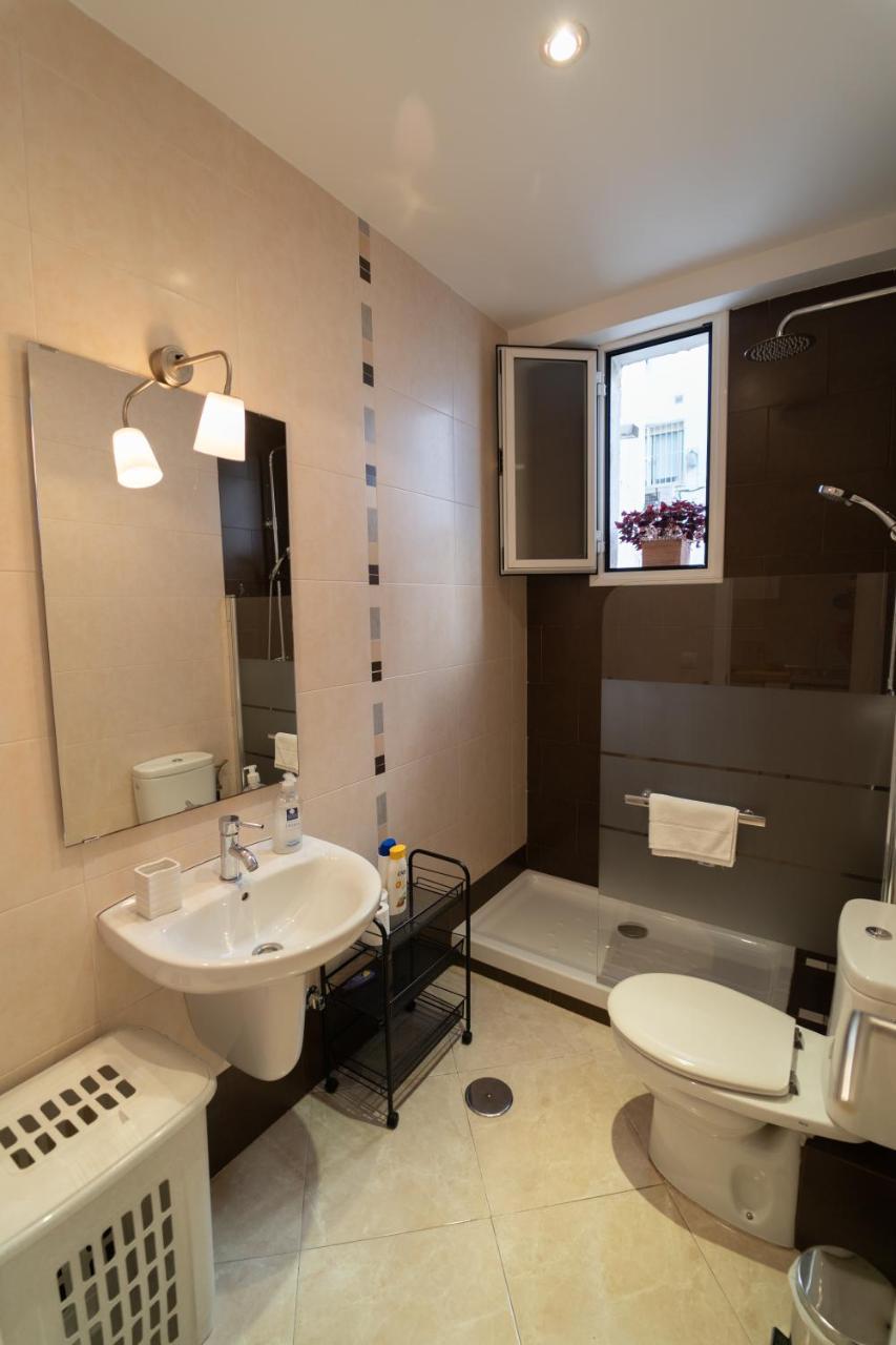 Larra Nervion Subway Tranvia Apartment Seville Ngoại thất bức ảnh